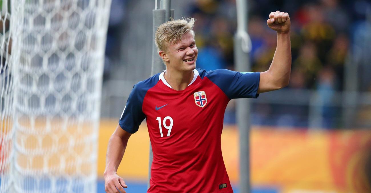 卡梅隆出席海南电影节大师班，以纳威族仪式开场