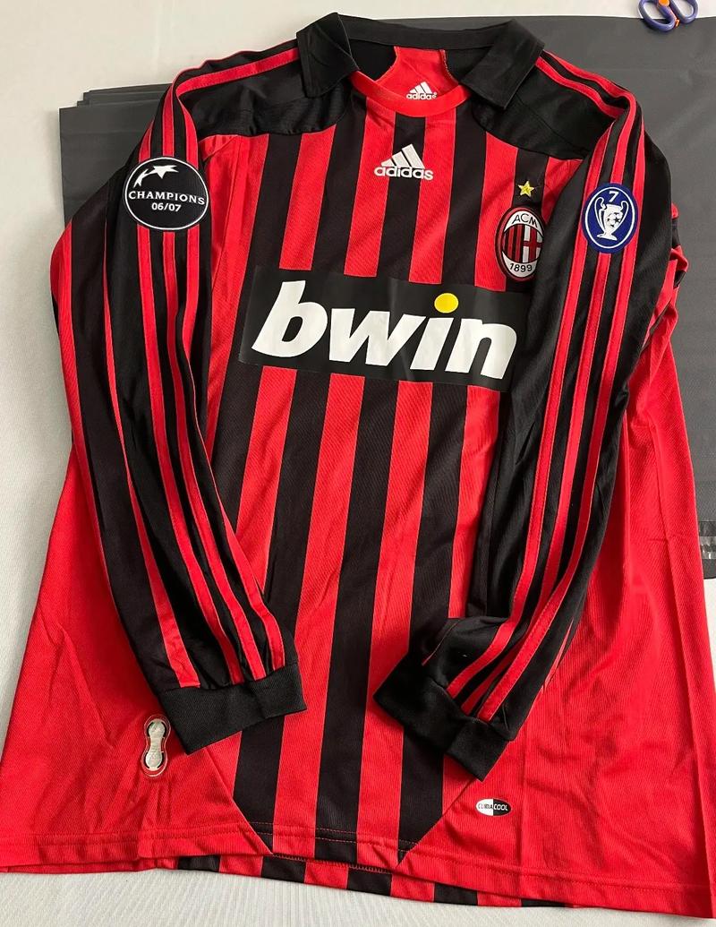 墨尔本胜利主帅：麦克阿瑟拥有双塔，我们必须要限制对手传中